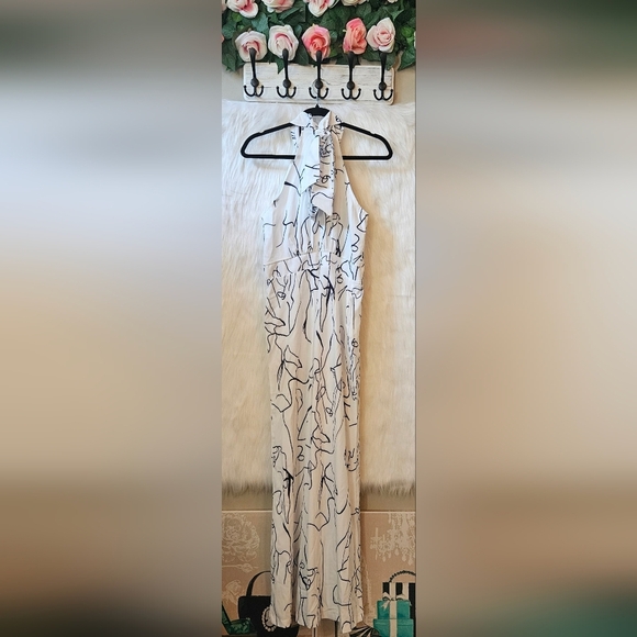 Shein Elegant White and Black Patterned Jumpsuit (NWOT) - Picture 7 of 8